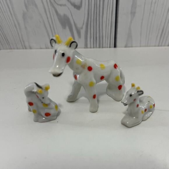 Vintage MCM Set of 3 Ceramic Miniature Giraffe-Horses Polka Dots Japan - Picture 1 of 5